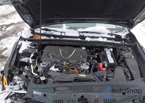 2024 Toyota Camry Le z USA, uszkodzony, nr VIN 4T1C11BK3RU116776